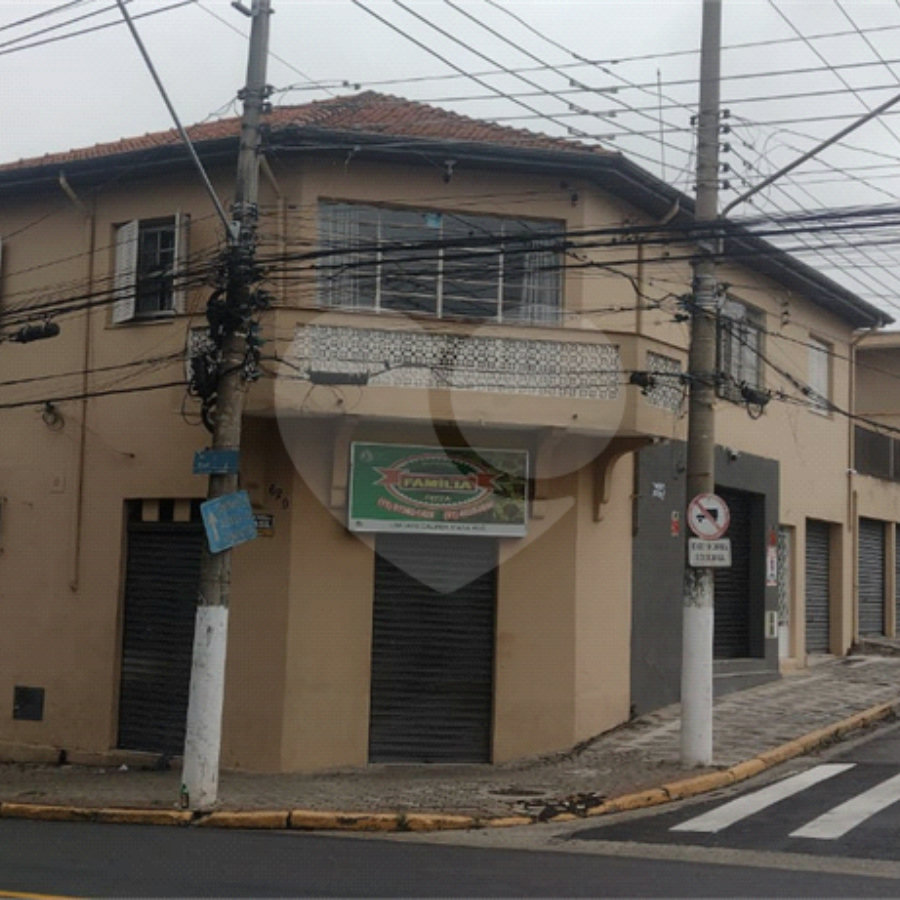 Sobrado à venda com 4 quartos em Calmon Viana, Poá, SP
