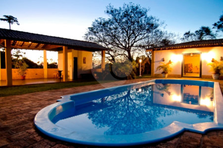 Casa à venda com 4 quartos em Chácaras Maringá, Atibaia, SP