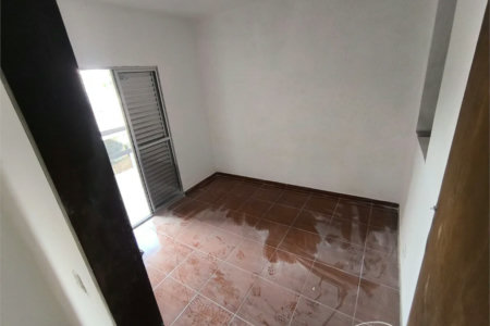 Sobrado à venda com 3 quartos, sendo 1 suíte, em Jardim Umarizal, São Paulo, SP