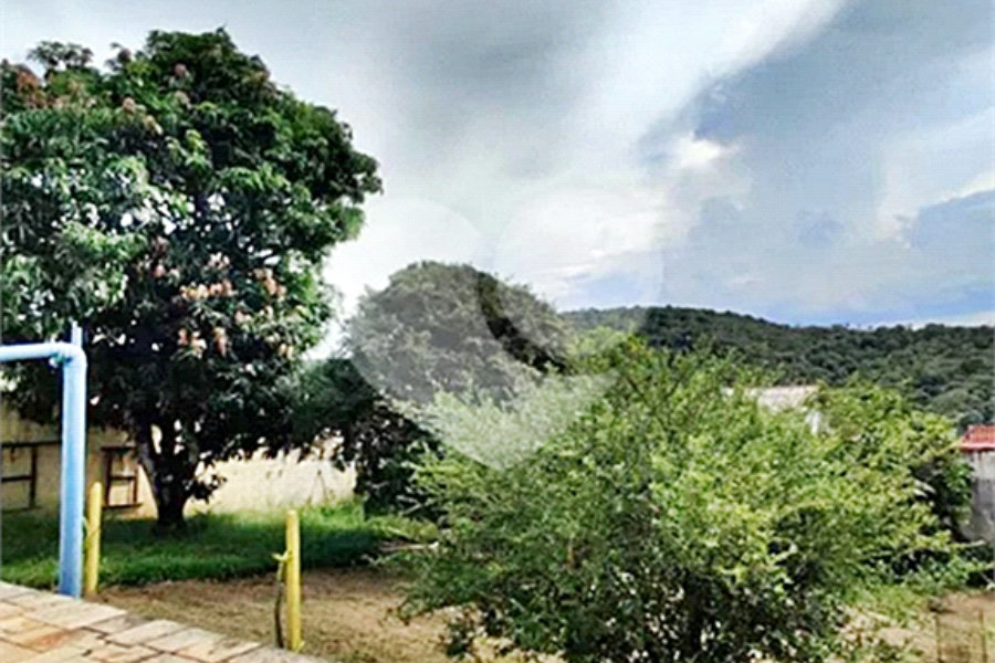 Casa à venda com 4 quartos, sendo 1 suíte, no condomínio Chacarás Bela Vista, Mairiporã - SP