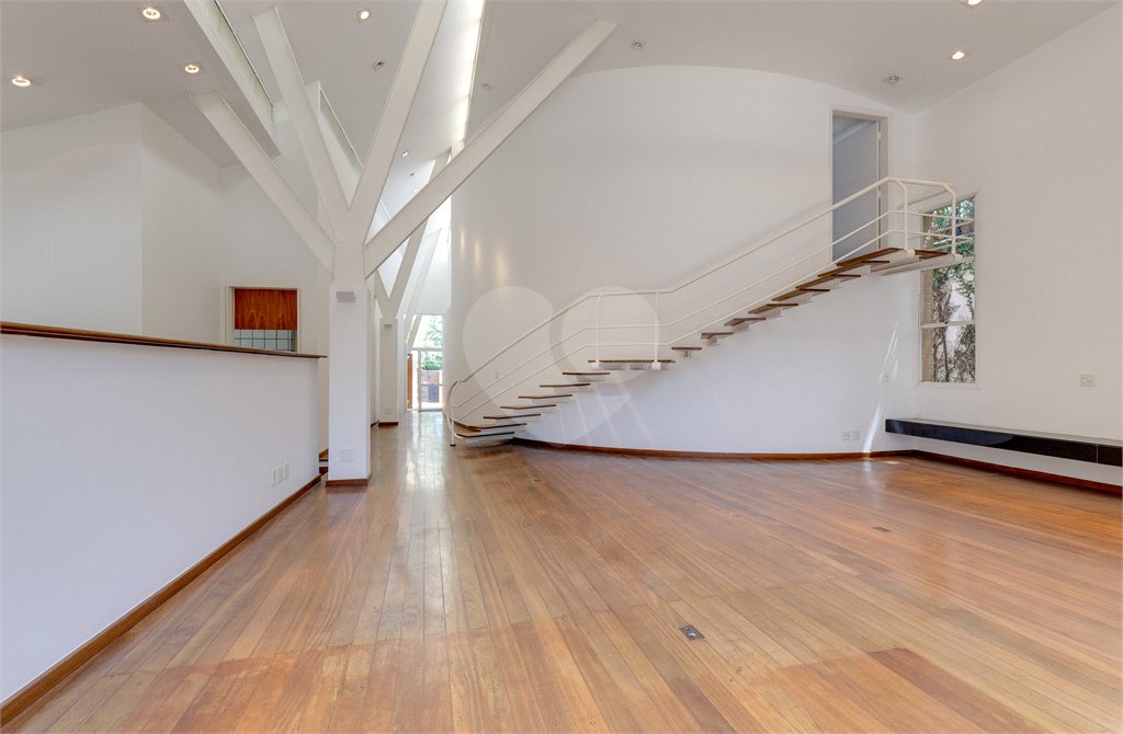 Casa Térrea à venda com 3 quartos, sendo 1 suíte, em Granja Julieta, São Paulo, SP