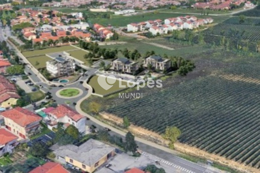 Apartamento com 2 quartos à venda em Desenzano del Garda, Itália – Colli Storici