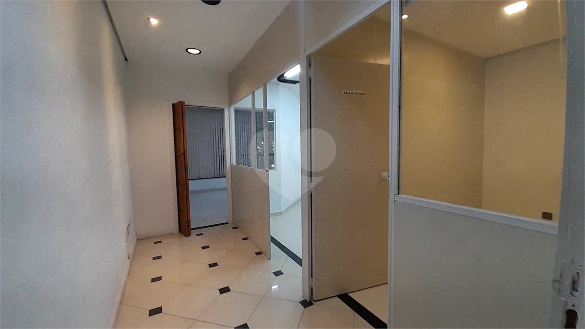 **SALA COMERCIAL DE 80 M² NO BAETA NEVES | EXCELENTE CUSTO-BENEFÍCIO E LOCALIZAÇÃO ESTRATÉGICA**