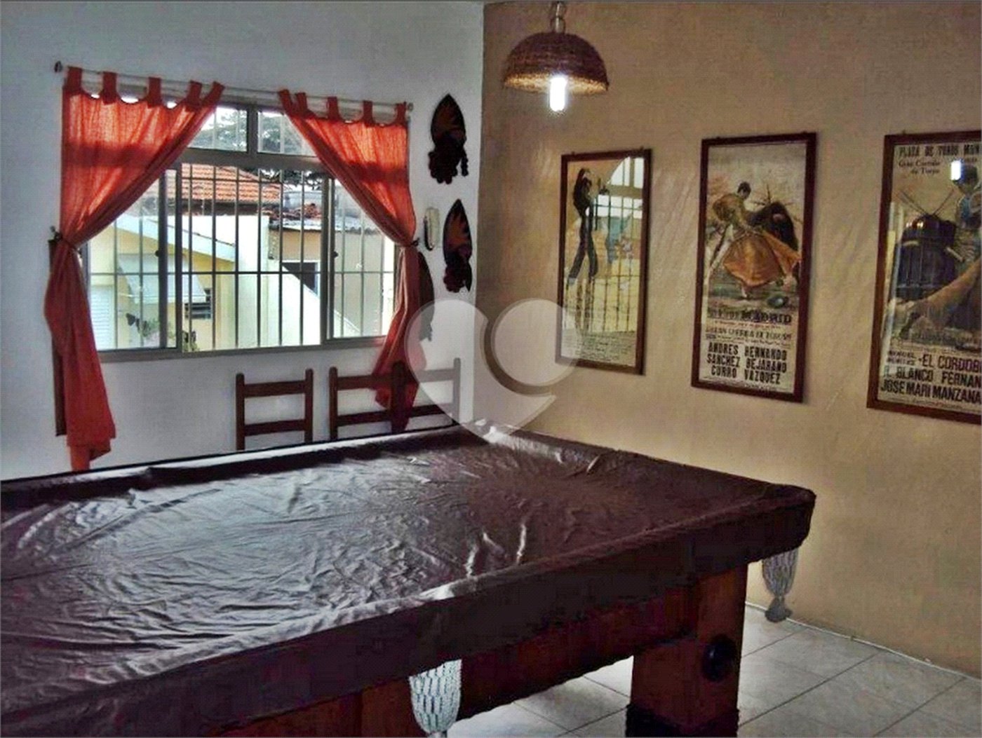 Sobrado a venda com 160 m², 4 quartos e 2 vagas