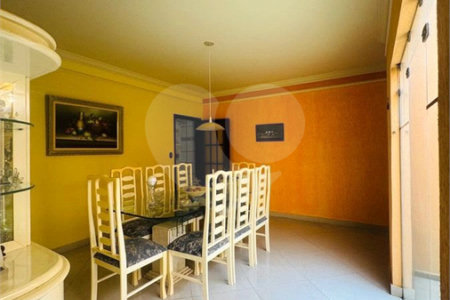 CASA DOS SONHOS EM LOCALIZAÇÃO PRIVILEGIADA!