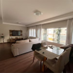 Casa com 367m², 3 dormitórios, 9 vagas, à venda na Vila Santa Teresa - Sto André.