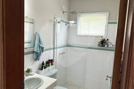 Casa à venda com 3 suítes no condomínio Residencial Delle Stelle, Louveira - SP