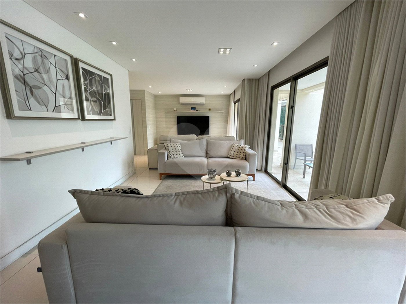Apartamento à venda com 3 suítes em Brooklin Paulista, São Paulo, SP