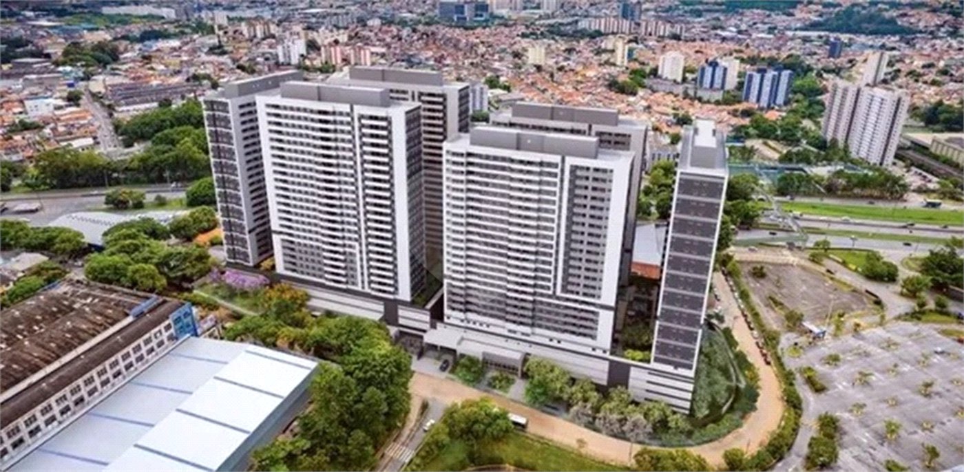 Apartamento à venda com 3 quartos, sendo 1 suíte,  em Vila Vermelha, São Paulo, SP