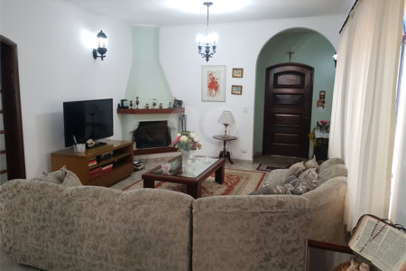 Casa à venda com 3 quartos, sendo 2 suítes, em Jardim Campo Grande, São Paulo, SP