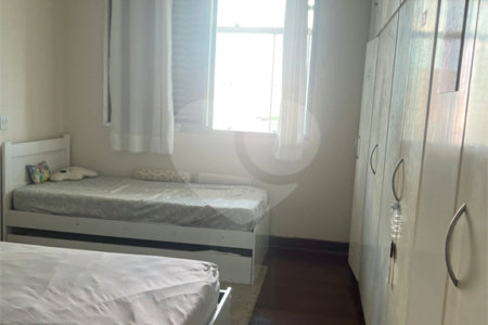 Cobertura à venda ou para alugar com 5 quartos, sendo 2 suítes, em Santa Cecília, São Paulo, SP
