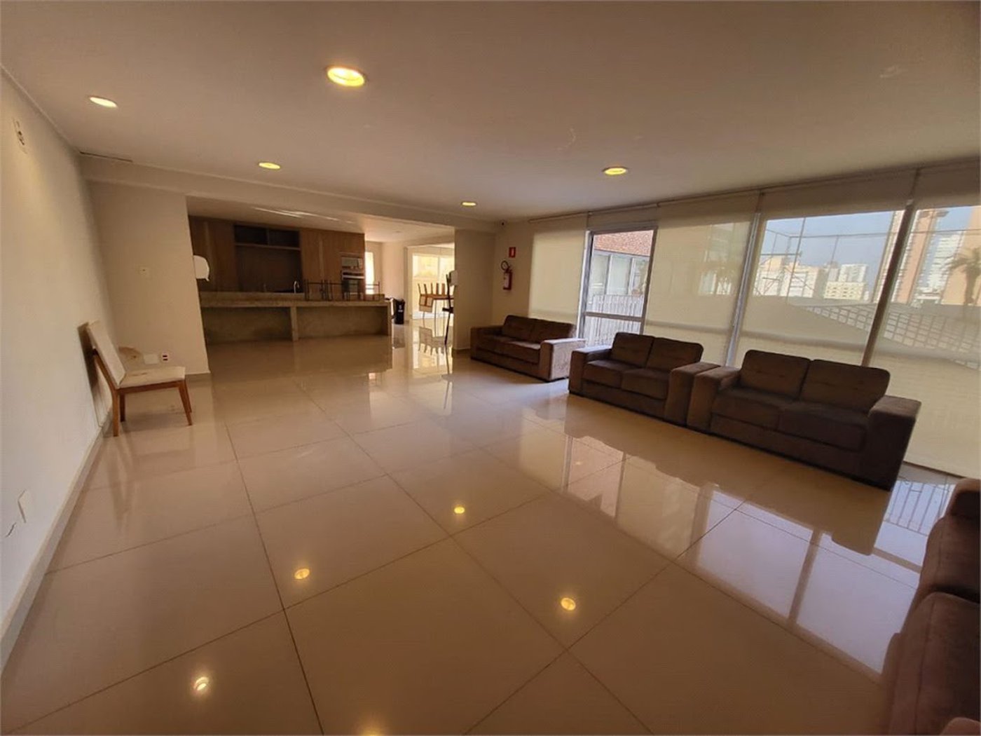 Apartamento Residencial à venda, Gonzaga, Santos - AP0120.