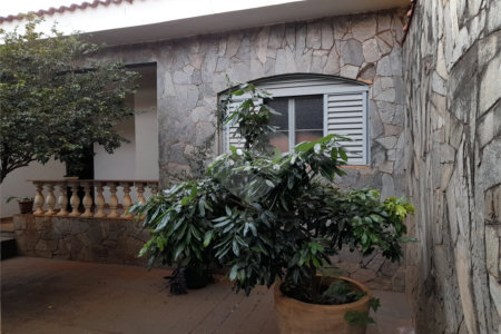 Casa à venda com 5 quartos, sendo 1 suíte,  em Jardim Anhangüera, Ribeirão Preto, SP