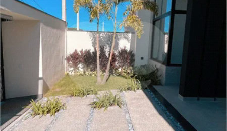 Casa Térrea à venda com 3 quartos, sendo 1 suíte,  em Jardim do Lago, Atibaia, SP