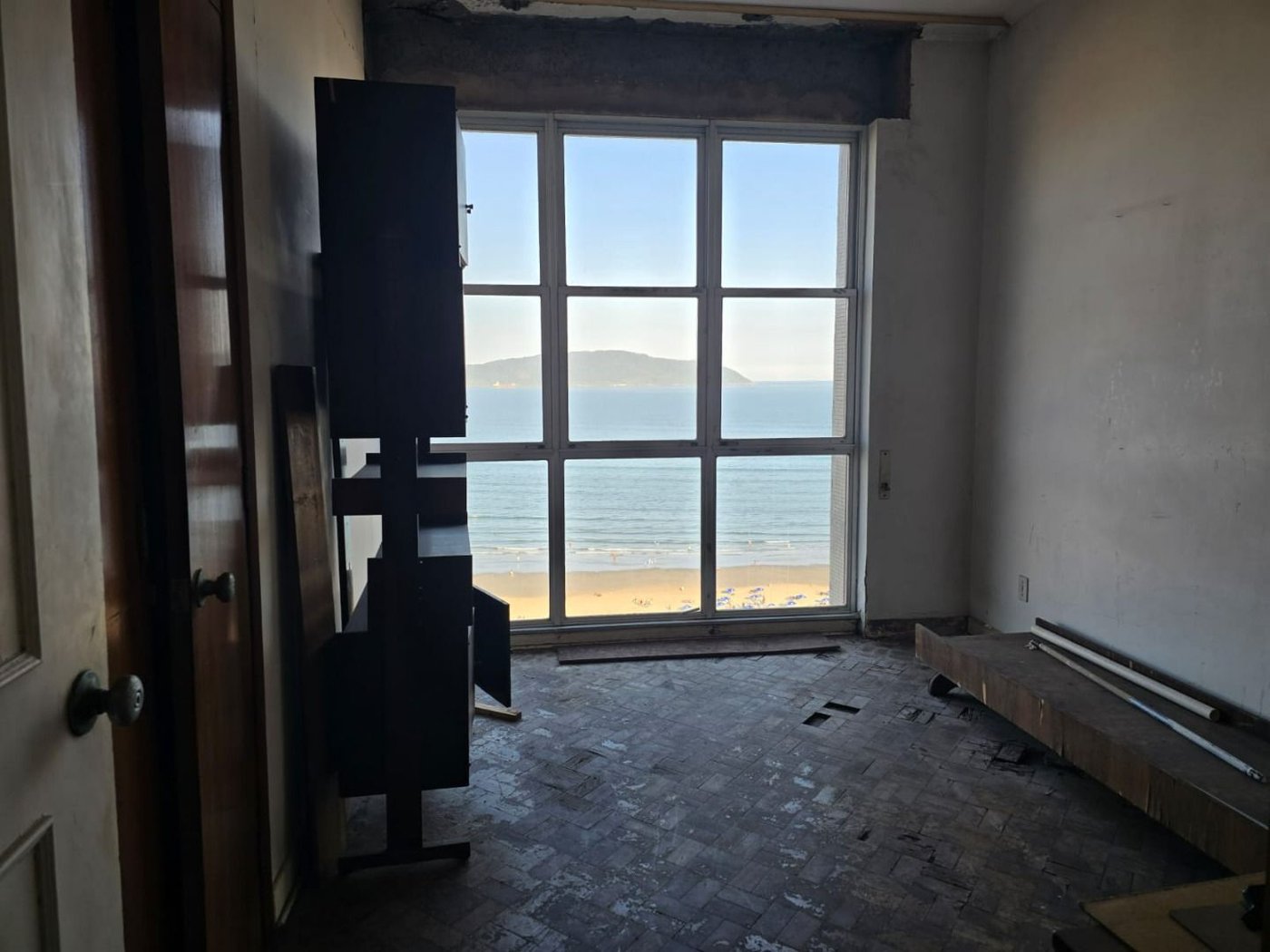 Apartamento com 3 dormitórios à venda, 175 m² por R$ 950.000,00 - Itararé - São Vicente/SP