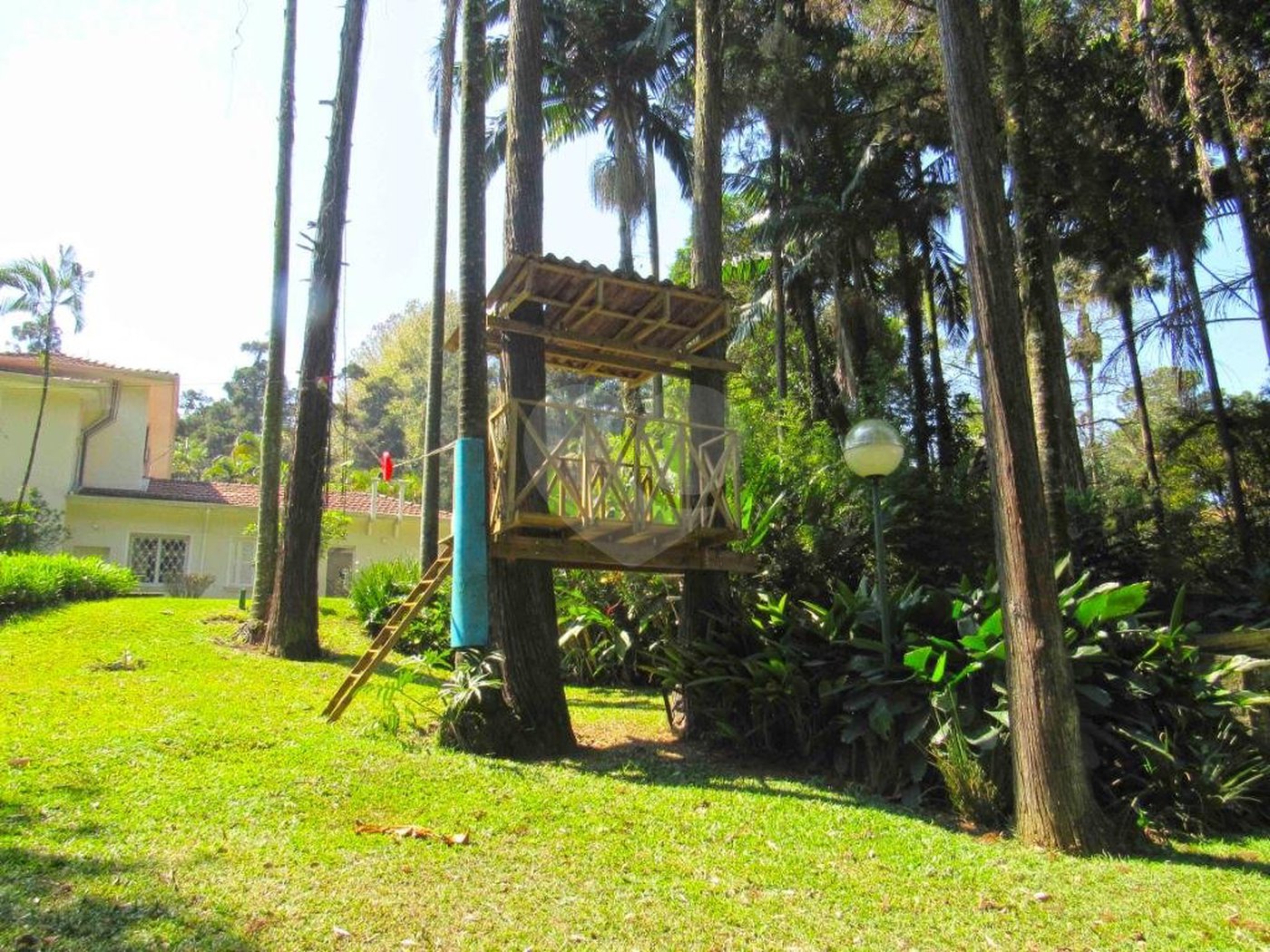 Casa à venda com 4 suítes no condomínio Chácara Flora, São Paulo - SP