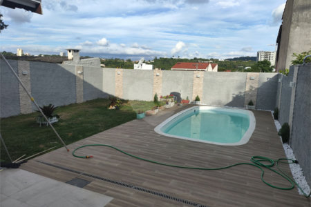 Casa Térrea à venda com 4 quartos, sendo 1 suíte,  em Vila Esperança, Atibaia, SP