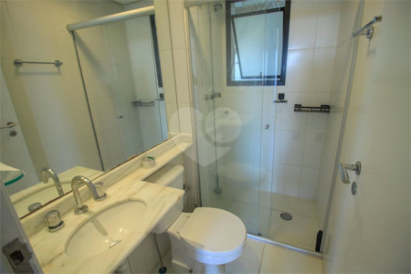 Apartamento à venda com 3 quartos, sendo 1 suíte,  em Mooca, São Paulo, SP