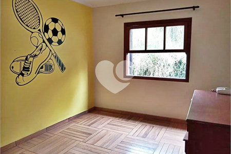 Sobrado à venda ou para alugar com 4 quartos, sendo 1 suíte, em Jardim Franca, São Paulo, SP