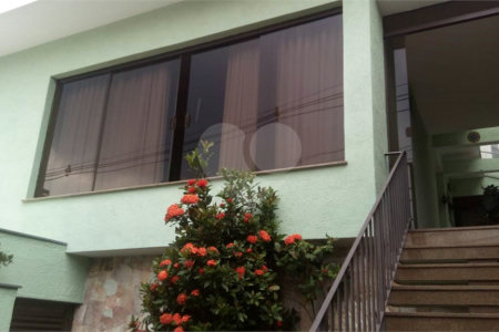 Casa à venda com 3 suítes em Jardim Franca, São Paulo, SP