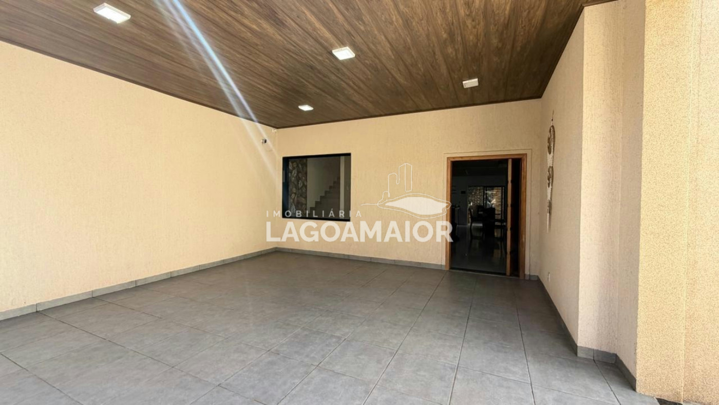 Casa à venda com 3 suítes em Jardim dos Ipes, Três Lagoas, MS