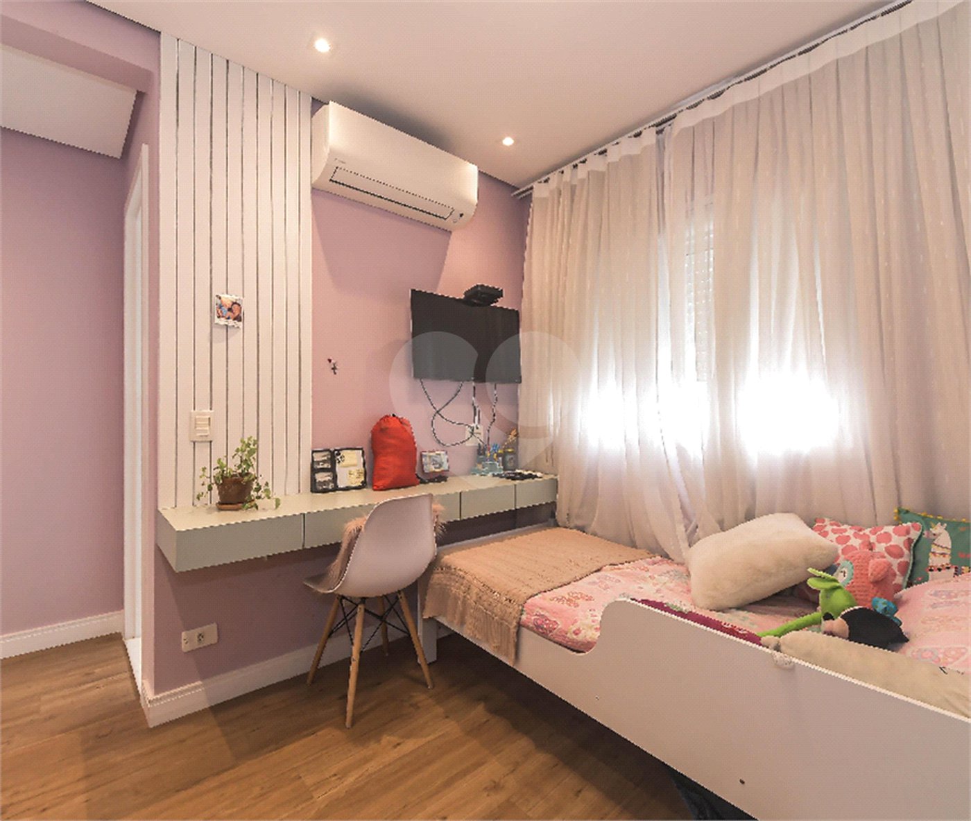 Duplex à venda com 4 quartos, sendo 3 suítes, em Bosque da Saúde, São Paulo, SP