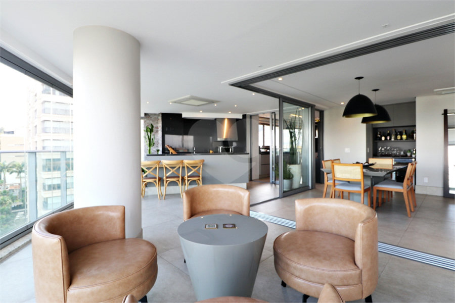 Apartamento à venda com 4 suítes em Santana, São Paulo, SP