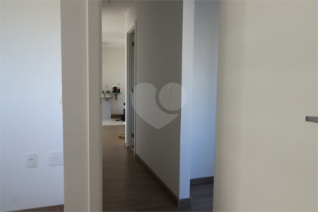 Apartamento à venda com 3 quartos, sendo 1 suíte, em Vila Anastácio, São Paulo, SP