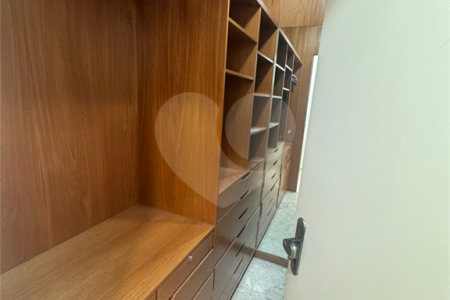 Sobrado à venda ou para alugar com 5 quartos, sendo 3 suítes, em Jardim Franca, São Paulo, SP