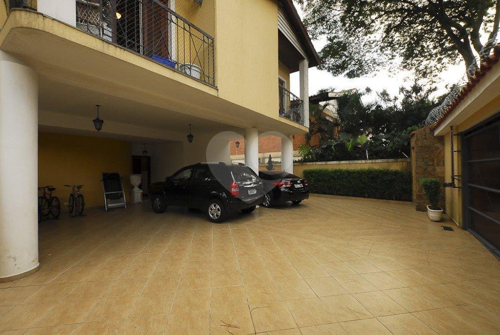 Casa à venda com 5 suítes em Jardim Marajoara, São Paulo, SP