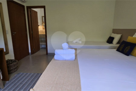 Casa à venda com 3 quartos, sendo 1 suíte, no Centro / Arraial D'ajuda, Porto Seguro, BA