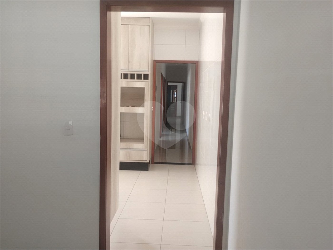 Casa à venda com 3 quartos, sendo 1 suíte, em Parque Industrial, São José dos Campos, SP