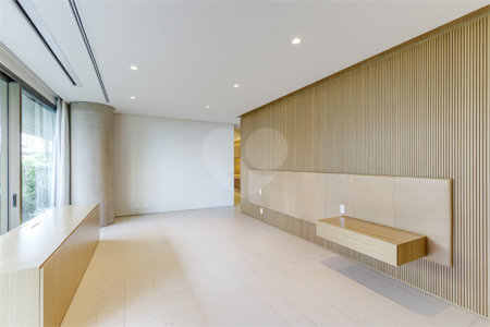 Apartamento à venda com 4 suítes em Moema, São Paulo, SP