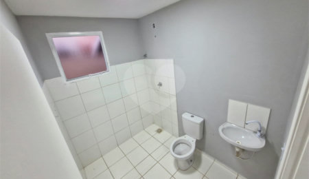 Casa à venda com 2 quartos em Jardim Nova Era, Itapetininga, SP