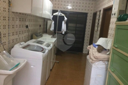 Sobrado à venda com 4 quartos em Santana, São Paulo, SP