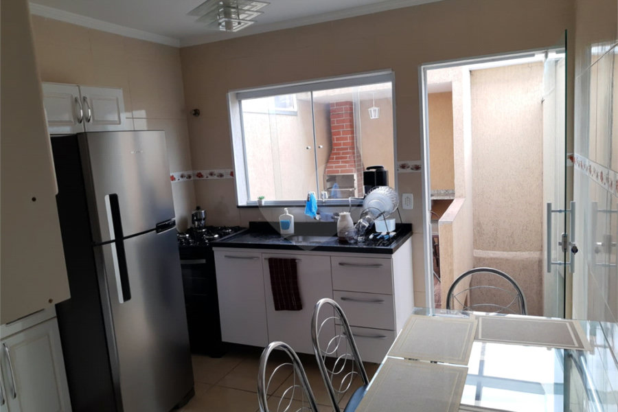 Casa à venda com 2 quartos no condomínio Vila Dionisia, São Paulo - SP
