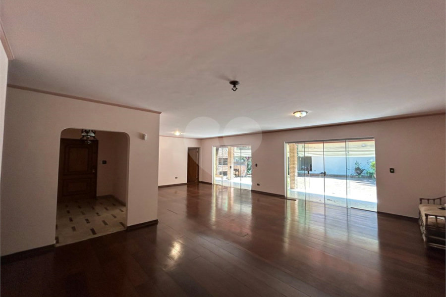 Casa para alugar com 3 suítes em Morumbi, São Paulo, SP