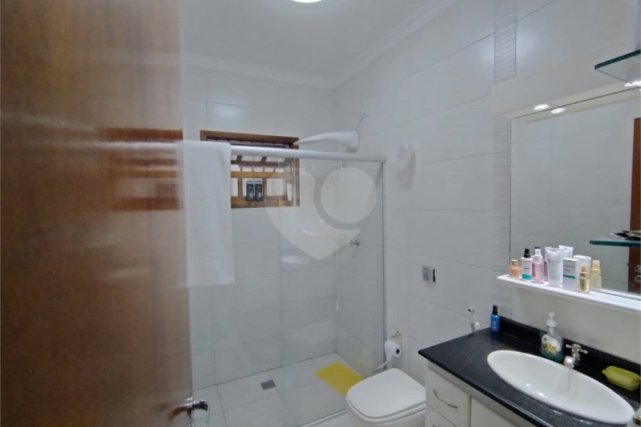 Casa à venda com 3 quartos, sendo 1 suíte,  em Santana, São Paulo, SP