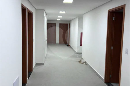 Apartamento à venda com 1 quarto em Vila Vitório Mazzei, São Paulo, SP