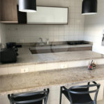 Casa à venda com 9 quartos, sendo 8 suítes, no condomínio Village Elisabete, Rio de Janeiro - RJ