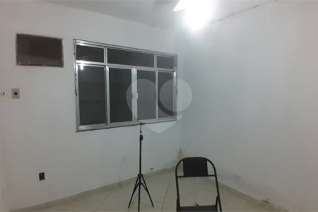 Casa à venda com 3 quartos em Campo Grande, Rio de Janeiro, RJ