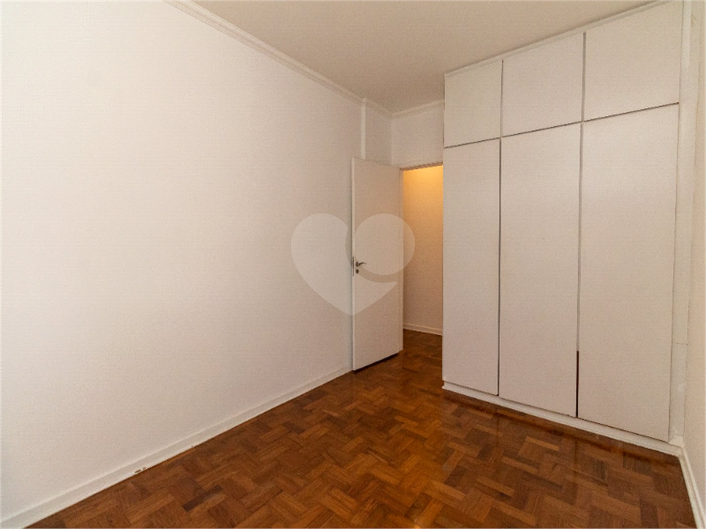 Apartamento à venda com 3 quartos, sendo 1 suíte, em Pinheiros, São Paulo, SP