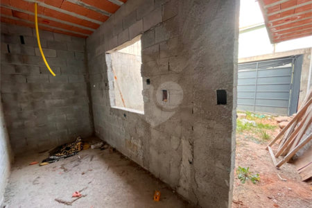 Casa à venda com 3 quartos, sendo 2 suítes, em Vila Suissa, Mogi das Cruzes, SP