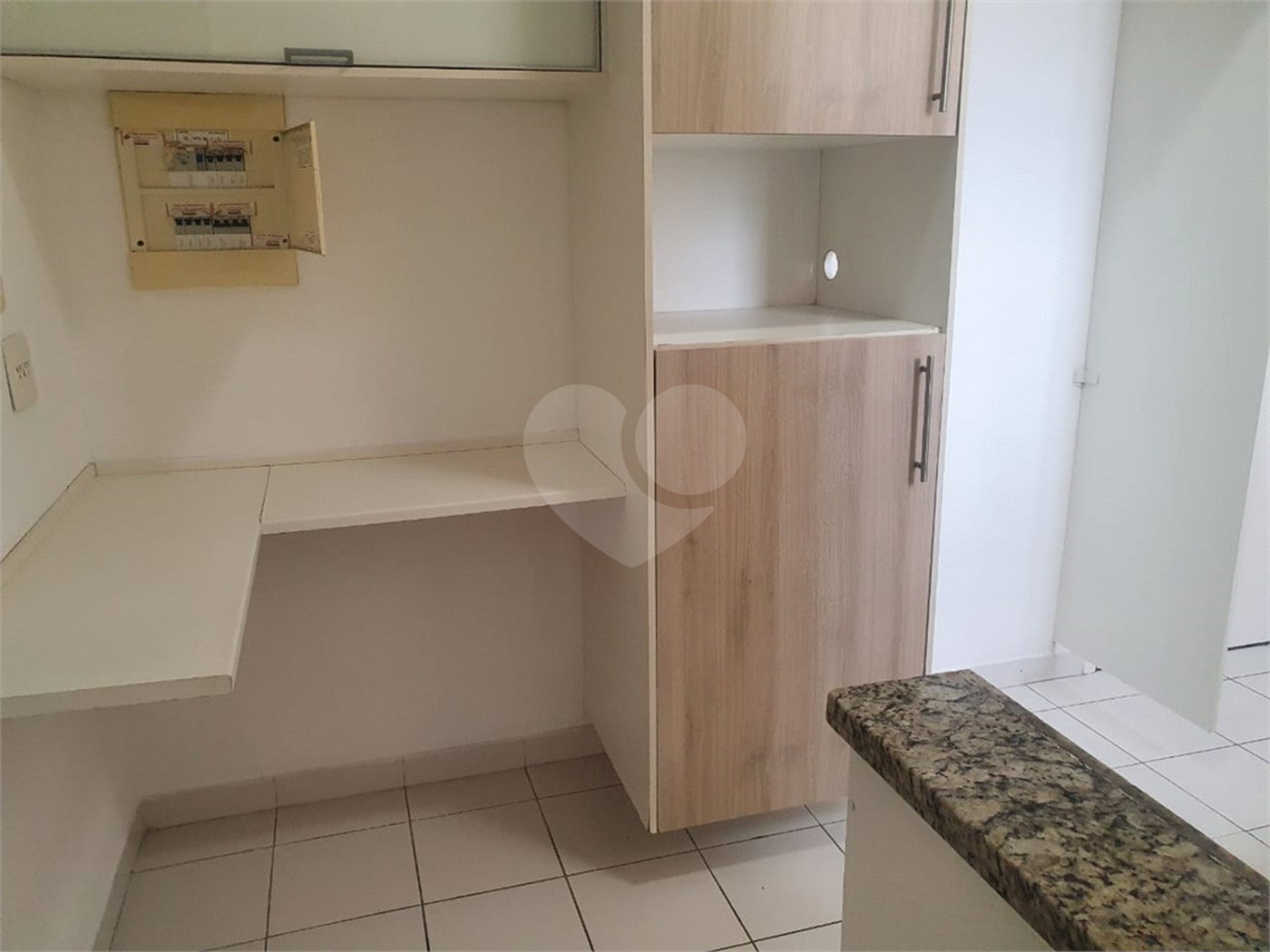 Apartamento à venda com 3 quartos, sendo 1 suíte, em Granja Julieta, São Paulo, SP