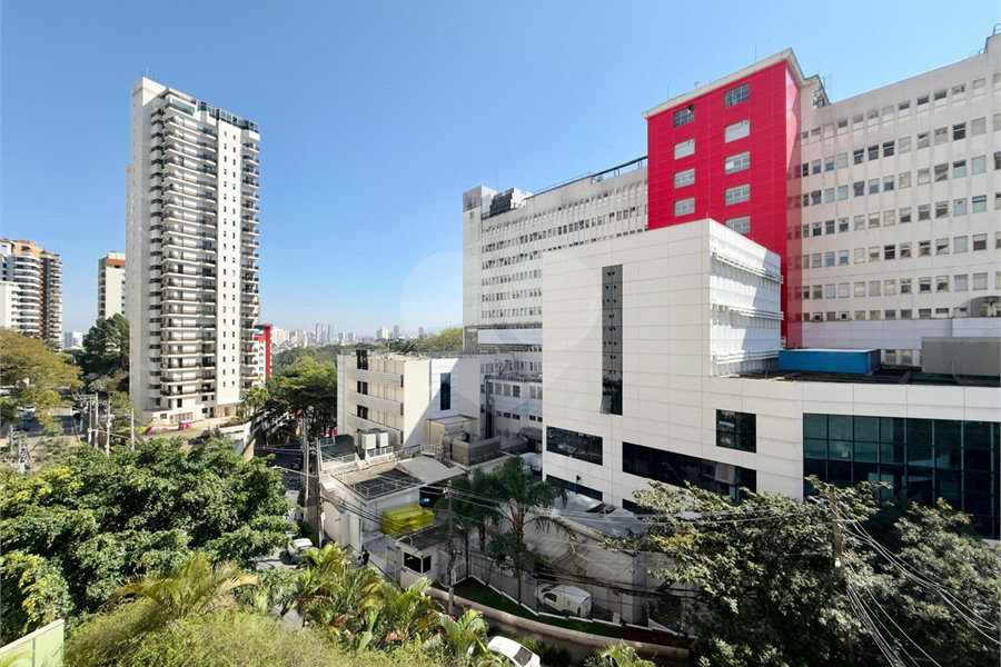Apartamento à venda com 4 quartos, sendo 2 suítes, em Santana, São Paulo, SP