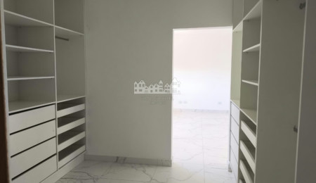 Casa à venda com 4 suítes no condomínio Shambala 2, Atibaia - SP