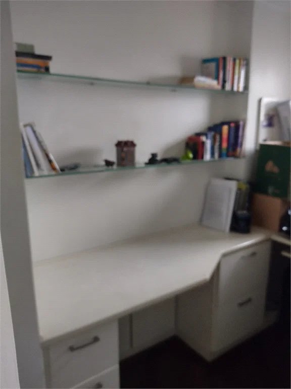 Apartamento à venda com 3 suítes em Vila Suzana, São Paulo, SP