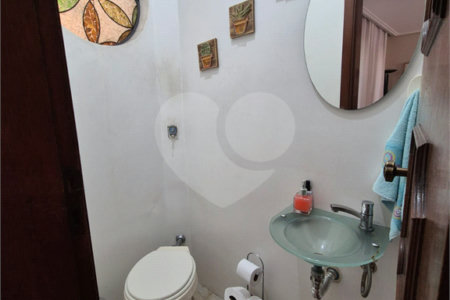 Sobrado à venda com 3 quartos, sendo 1 suíte, em Vila Jaguara, São Paulo, SP