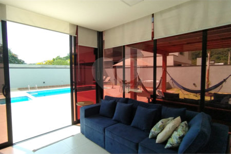 Casa à venda com 3 suítes no condomínio Reserva dos Vinhedos, Louveira - SP