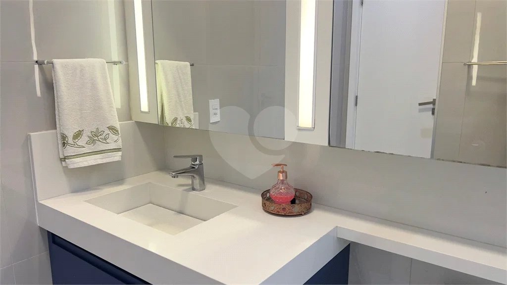 Casa à venda com 3 quartos, sendo 1 suíte, no condomínio Jardim de Monaco, Hortolândia - SP